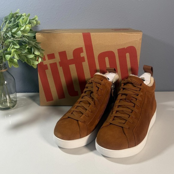 Fit Flop woman's Brown High-Top Sneakers - Picture 2 of 6